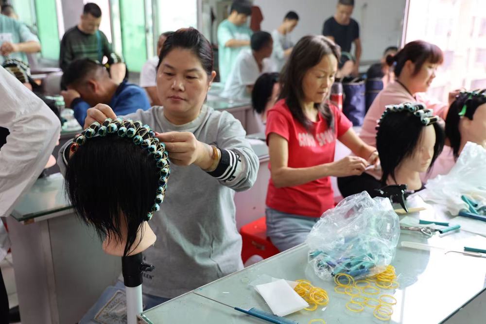 145539c8c6b846fabfa953eb582903f6