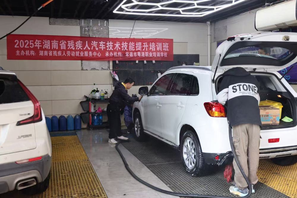 40db28cbb7978eb41ae68d1728db9eb9