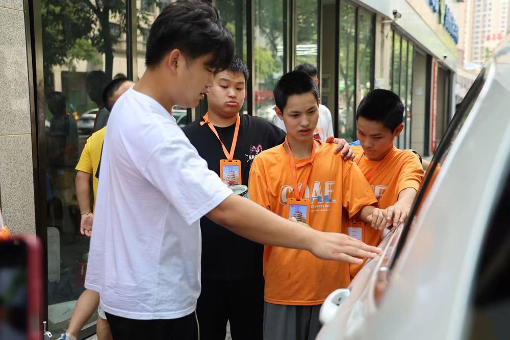 8cc35eaff42fa5b7b98bfd576f1653b4