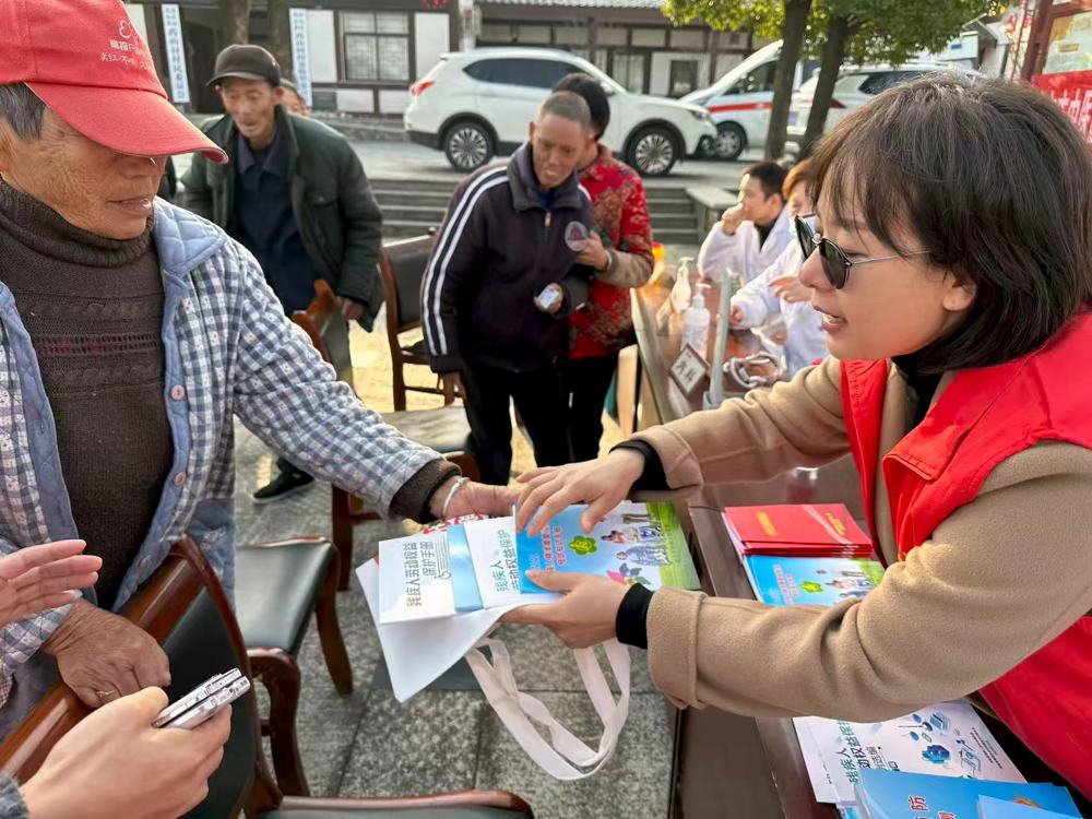 c4ce12d5301a50e48c6ba49091b60e04